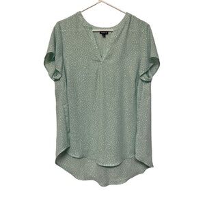 Torrid Mint Green White Dots Flutter Short Sleeve V-Neck Blouse Size 00 (M) EUC